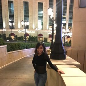 Meet your Posher, Melissa